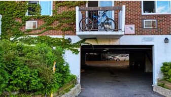 84 King Edward Ave in Ottawa, ON - Building Photo