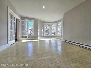 1615 Monsey Ave in Scranton, PA - Building Photo - Building Photo