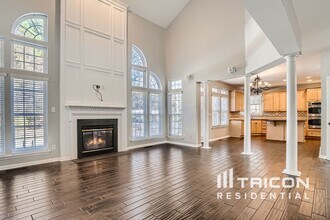 15510 Robsart Ct in Charlotte, NC - Foto de edificio - Building Photo