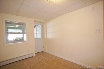 127-131 Harbor Ave in Norwalk, CT - Building Photo - Building Photo
