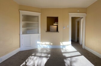 Pacific Ridge in Seattle, WA - Building Photo - Interior Photo