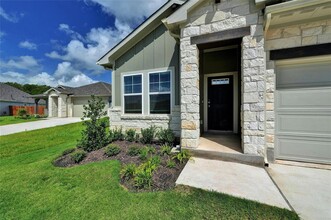 143 Short Toed Swoop in Cedar Creek, TX - Building Photo - Building Photo