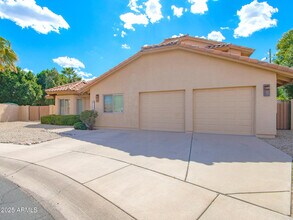 5611 E Marilyn Rd in Scottsdale, AZ - Building Photo - Building Photo