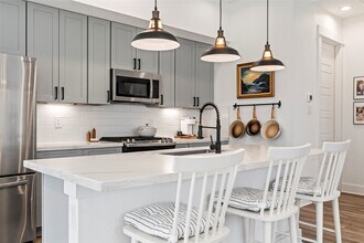 5202 Pinemont Creek Ln in Houston, TX - Building Photo - Building Photo