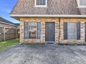 225 Ryder Dr in Lafayette, LA - Building Photo