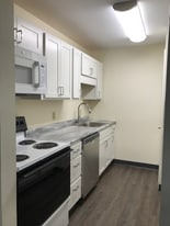 401 County Line Rd, Unit Apt 6 in Bluffton, OH - Building Photo