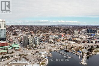 39-2439 Mary St in Barrie, ON - Building Photo - Building Photo