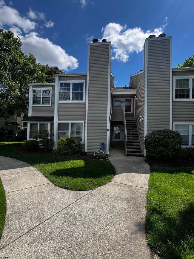 property at 61 Driftwood Ct