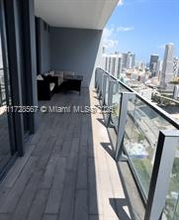 88 SW 7th St, Unit # 3307 in Miami, FL - Building Photo - Building Photo