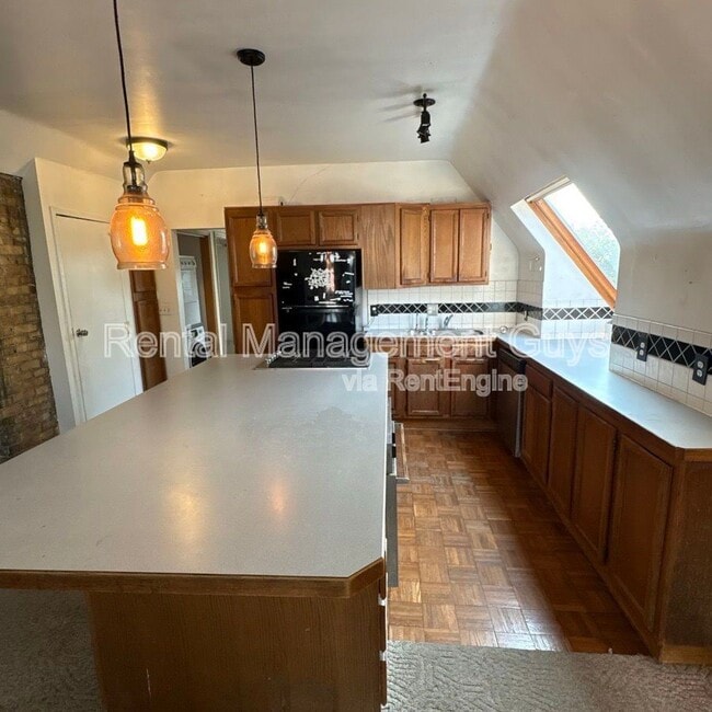 2647 Girard Ave S in Minneapolis, MN - Building Photo - Building Photo