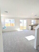 9996 Alpine Gold Wy in Sacramento, CA - Building Photo - Building Photo