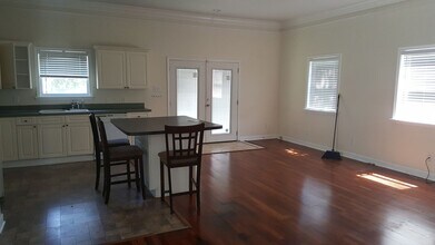 536 E 33rd St in Savannah, GA - Building Photo - Building Photo