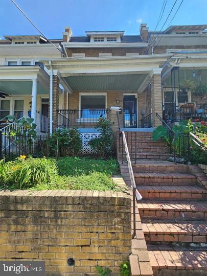 5011 7th Pl NW in Washington, DC - Building Photo