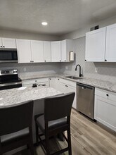 2717 Los Tretos St NW in Albuquerque, NM - Building Photo - Building Photo