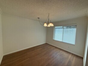 40036 Village 40 in Camarillo, CA - Building Photo - Building Photo