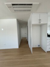 714 E Palm Ave in Burbank, CA - Building Photo - Building Photo
