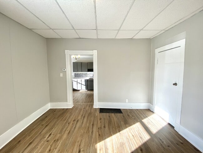 906 Vine St in Hamilton, OH - Building Photo - Building Photo