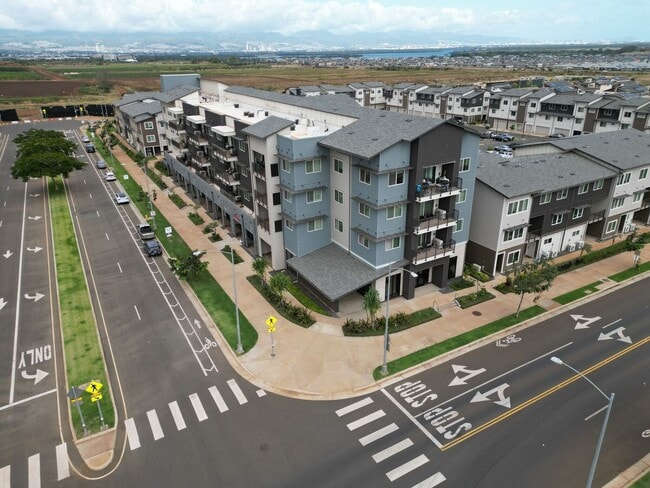 91-960-3575 Iwikuamoo St in Ewa Beach, HI - Building Photo - Building Photo