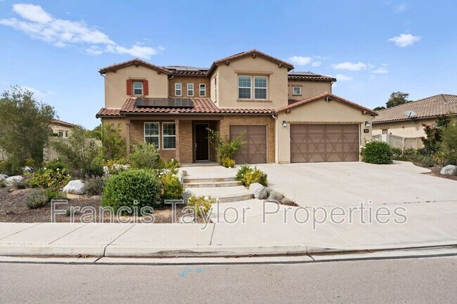 1243 Mc Geary Rd in Escondido, CA - Building Photo - Building Photo