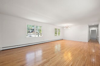 59 Burnet Ave in Maplewood, NJ - Building Photo - Building Photo