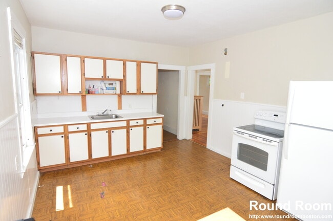 100 Etna St, Unit 1 in Boston, MA - Foto de edificio - Building Photo