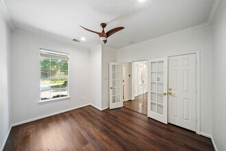 38 N Castlegreen Cir in Spring, TX - Building Photo - Building Photo