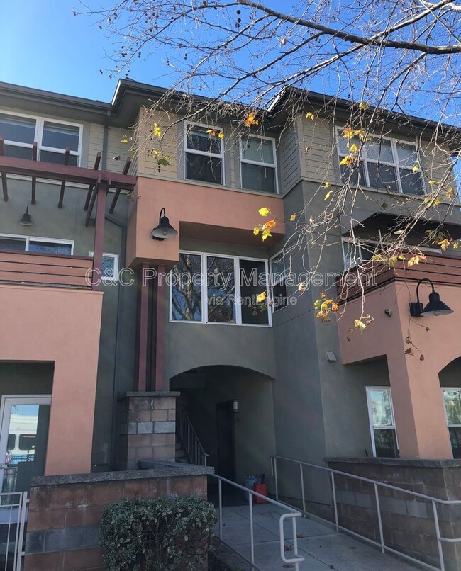 property at 1421 N First St