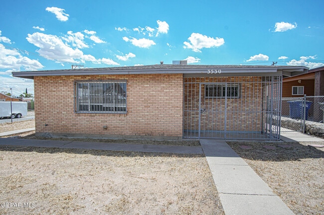 property at 3530 Hamilton Ave