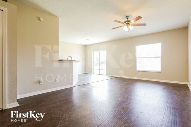 2587 Ponce De Leon Blvd in North Port, FL - Building Photo - Building Photo
