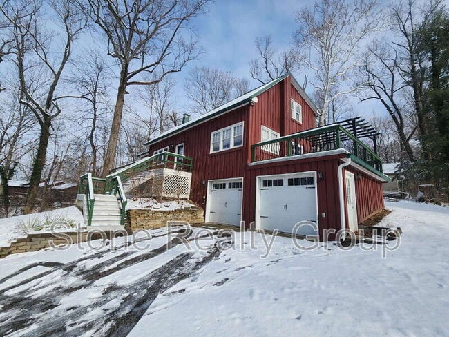 property at 44 Allendale Ln