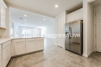 9834 W Verde Ln in Phoenix, AZ - Building Photo - Building Photo