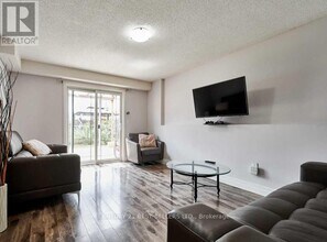 26 O'Connor Ln in Guelph, ON - Building Photo - Building Photo