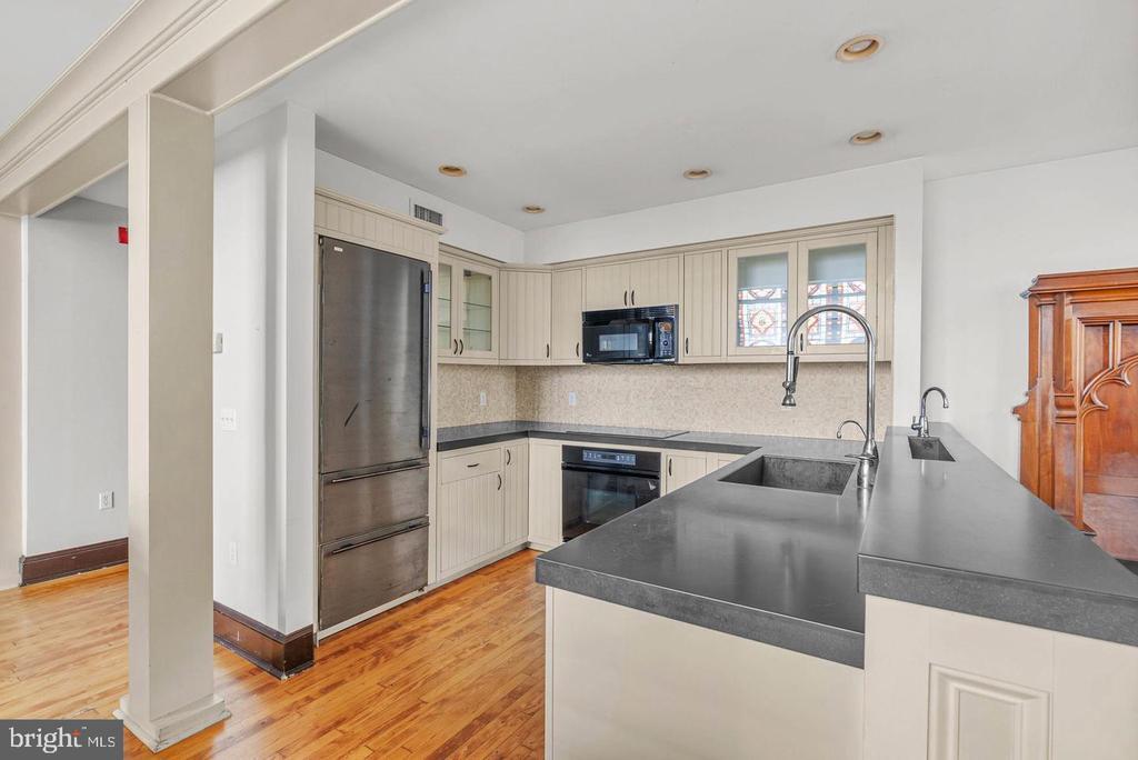 3849 Terrace St in Philadelphia, PA - Building Photo