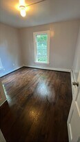 745 George St in New Haven, CT - Building Photo