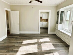 11120 Wadsworth Ave in Garfield Heights, OH - Building Photo - Building Photo