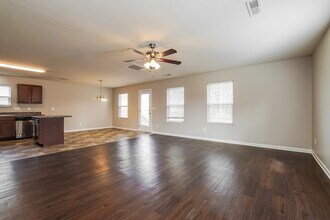 52 Badger Pass Dr in Clayton, NC - Building Photo - Building Photo