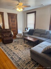 18 Walnut St in Bristol, CT - Building Photo - Building Photo