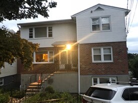 178 Vernon Ave, Unit 1stFloor in Yonkers, NY - Building Photo