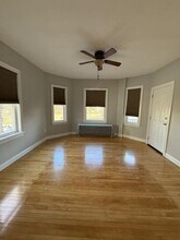 517 President in Fall River, MA - Building Photo - Building Photo