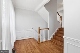 6137 Manchester Park Cir in Alexandria, VA - Building Photo - Building Photo