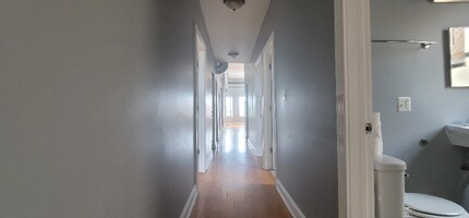 6901 S Paxton Ave in Chicago, IL - Building Photo - Building Photo