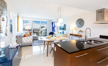 485 Brickell Ave in Miami, FL - Building Photo - Building Photo