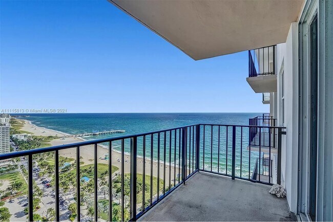 101 Briny Ave, Unit 2805 in Pompano Beach, FL - Building Photo - Building Photo