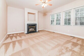 7701 Harps Mill Woods Run in Raleigh, NC - Building Photo - Building Photo