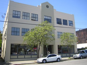 139 W Richmond Ave in Richmond, CA - Building Photo - Building Photo