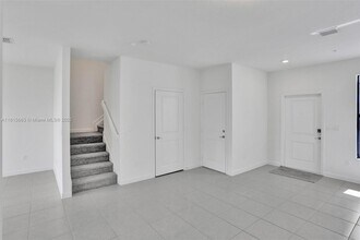 252 SW 159th Terrace in Pembroke Pines, FL - Building Photo - Building Photo