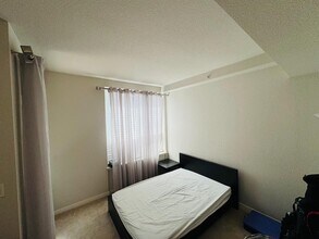 1375 Lick Ave in San Jose, CA - Building Photo - Building Photo