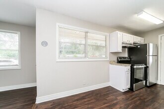 2227 Mc Carty Dr in Jacksonville, FL - Building Photo - Building Photo
