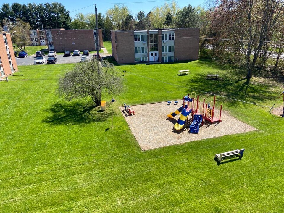Parc Vue Living in Liverpool, NY - Building Photo