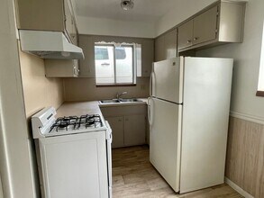 3607 Colby Ave SW in Wyoming, MI - Building Photo - Building Photo